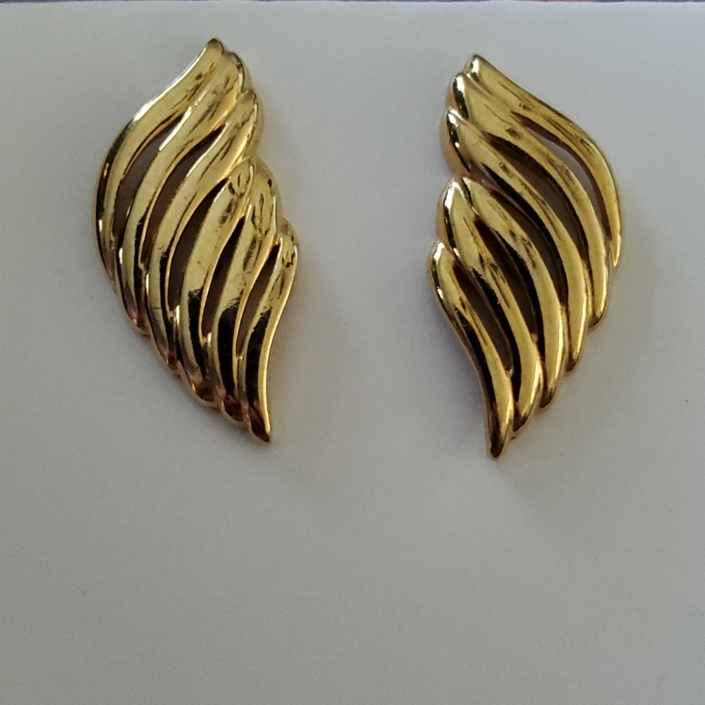Gold Earings